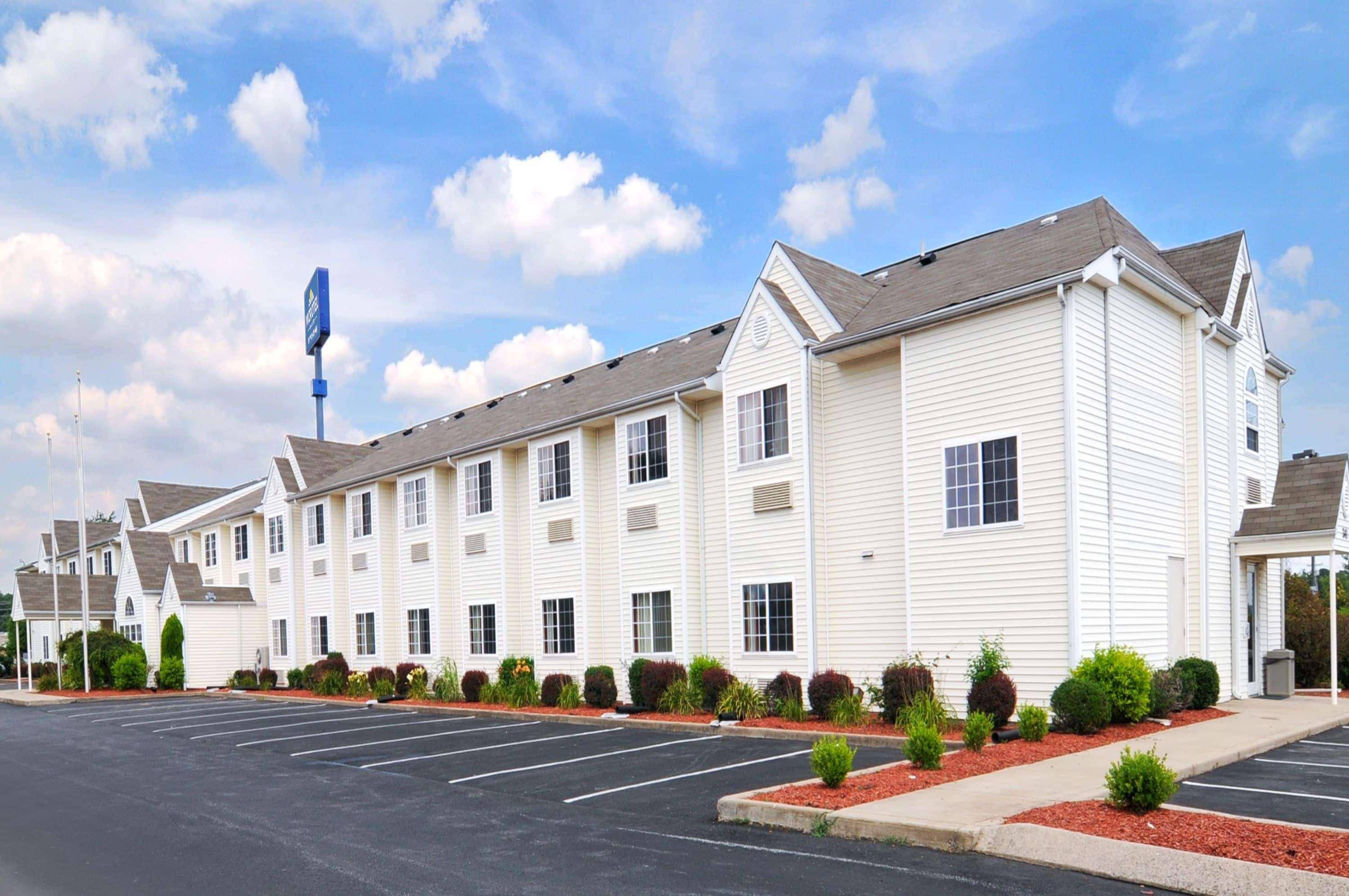 Microtel Inn And Suites Clarksville Exteriér fotografie